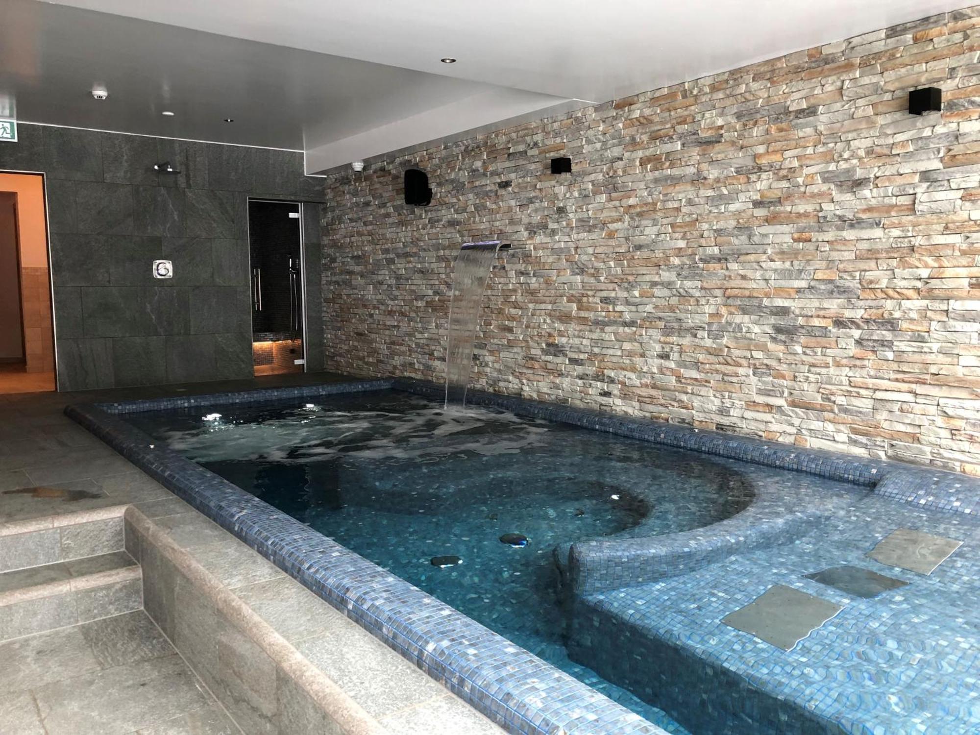 Mountain Lodge, 레 크로세트 외부 사진